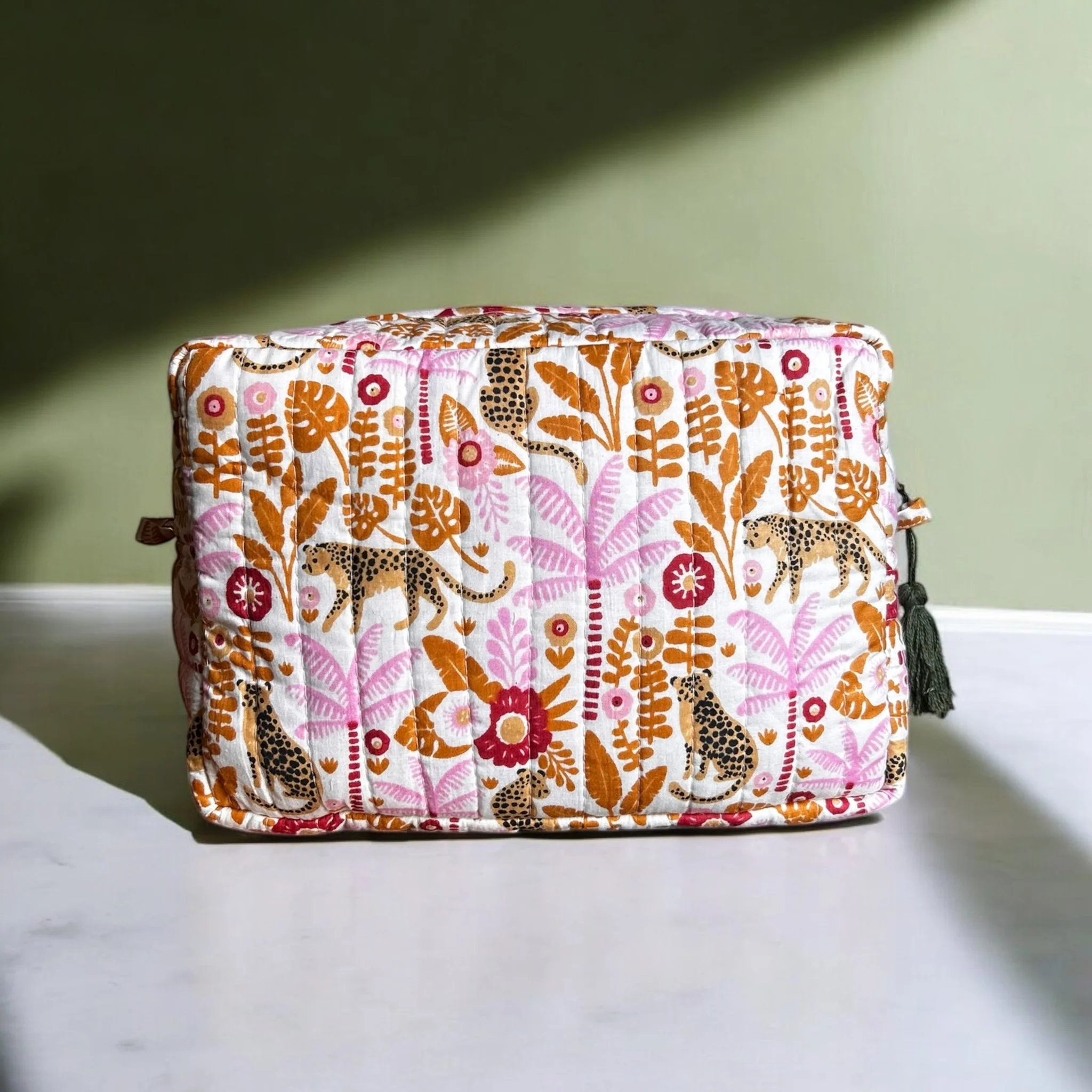 Jungle Escape Quilted Tote Bag - Image 8