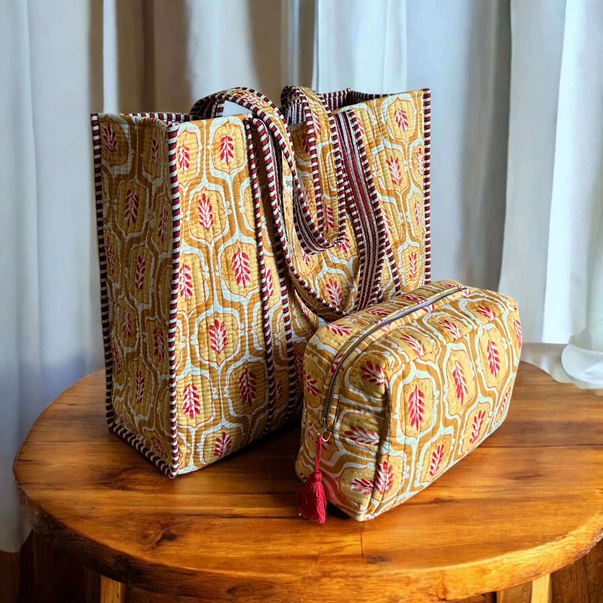 Ogee Yellow Large Quilted Organiser - Image 5